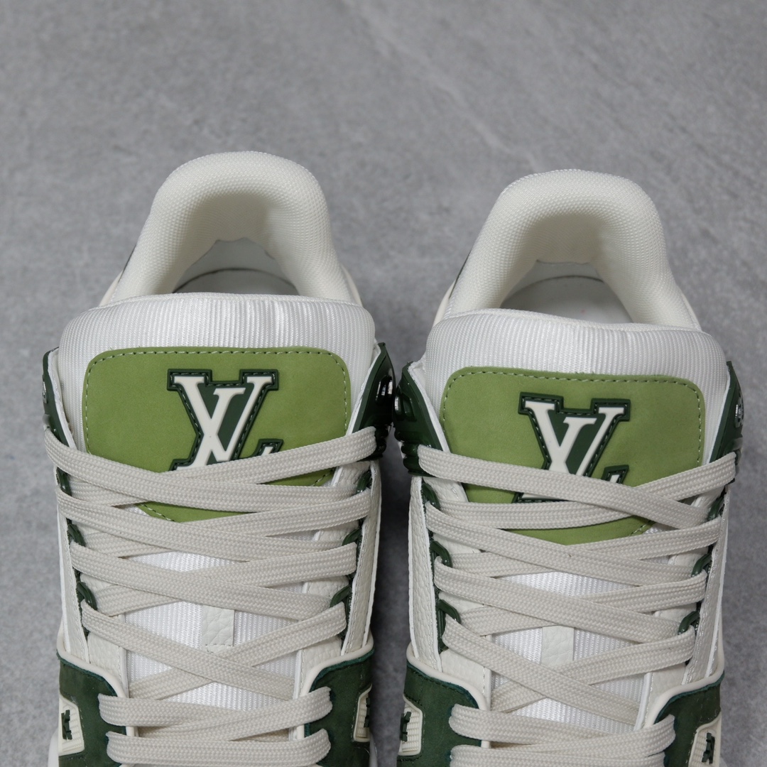 LOUIS VUITTON TRAINERS