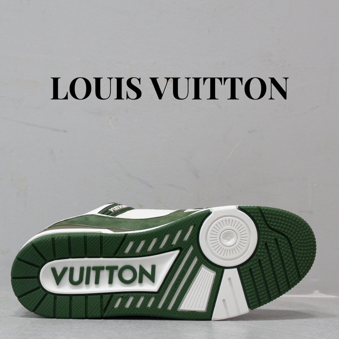 LOUIS VUITTON TRAINERS