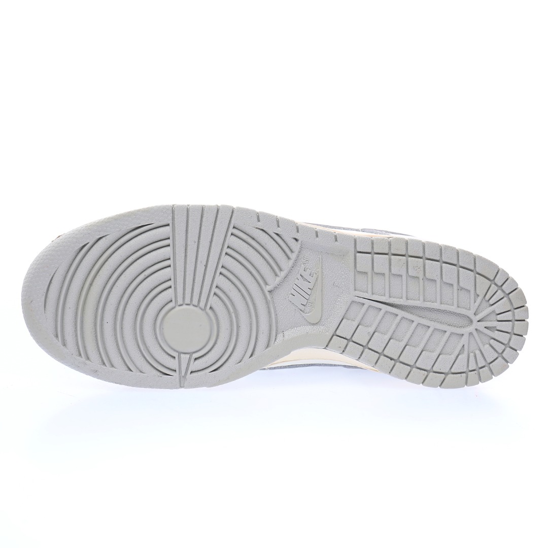 Nike WMNS SB Dunk Low"Light Bone"