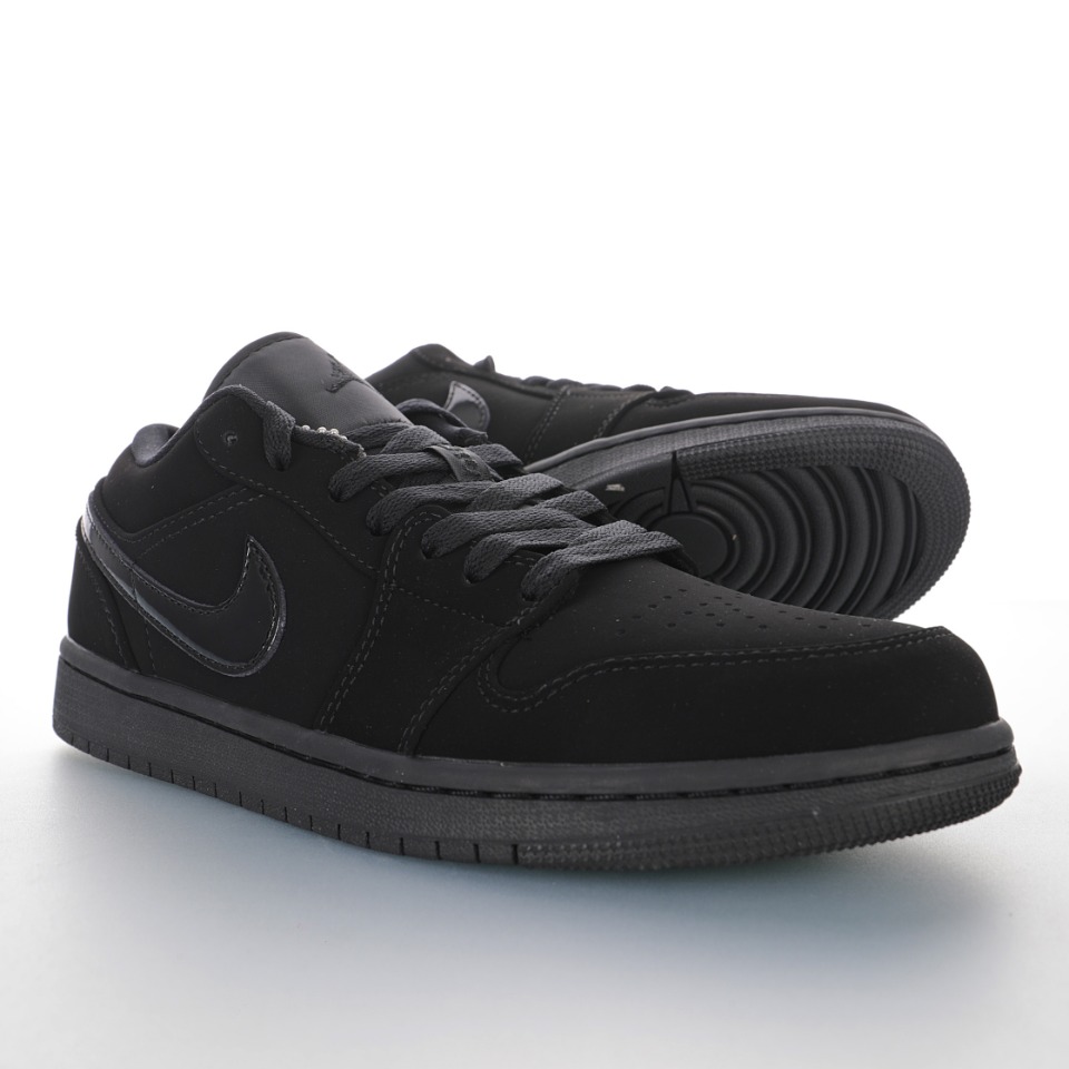 Nike Air Jordan 1 Low"Triple Black "
