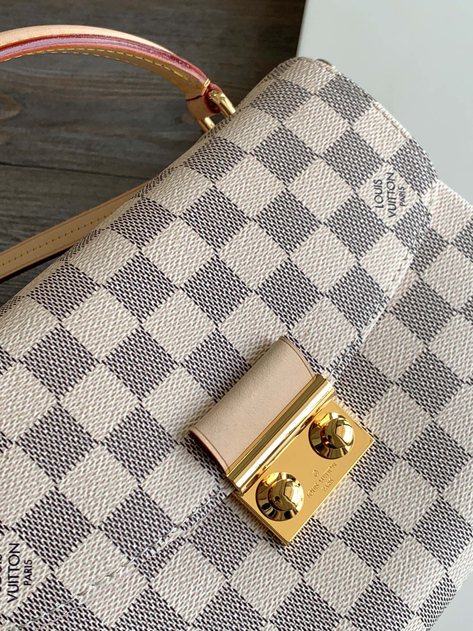LOUIS VUITTON CROISETTE DAMIER 