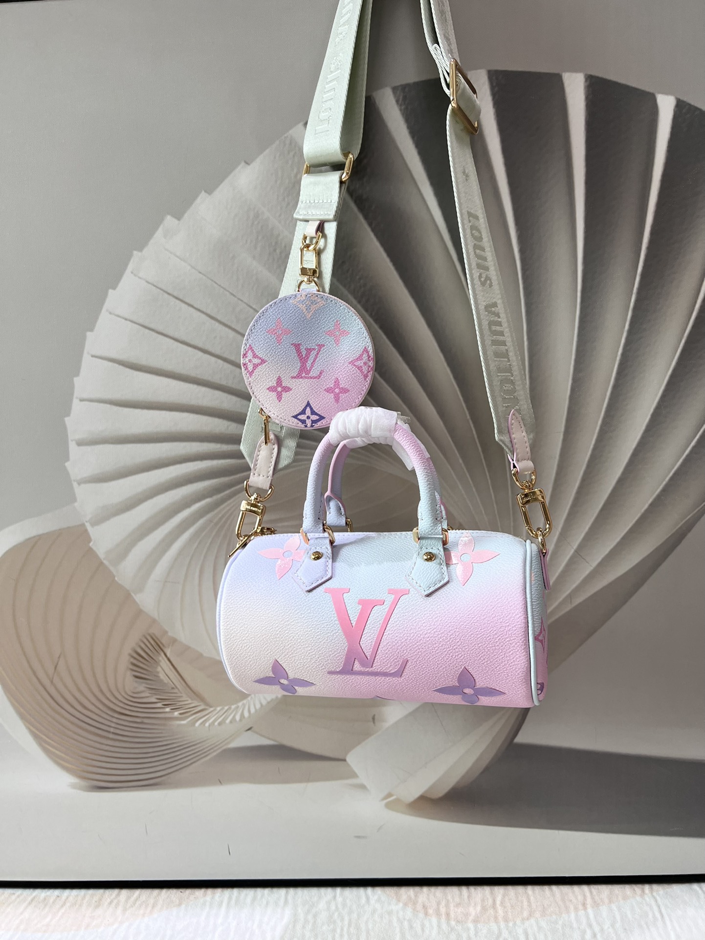 LOUIS VUITTON Papillon BB