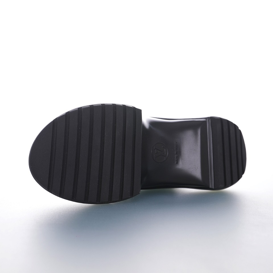 Louis Vuitton Archlight Sneakers 