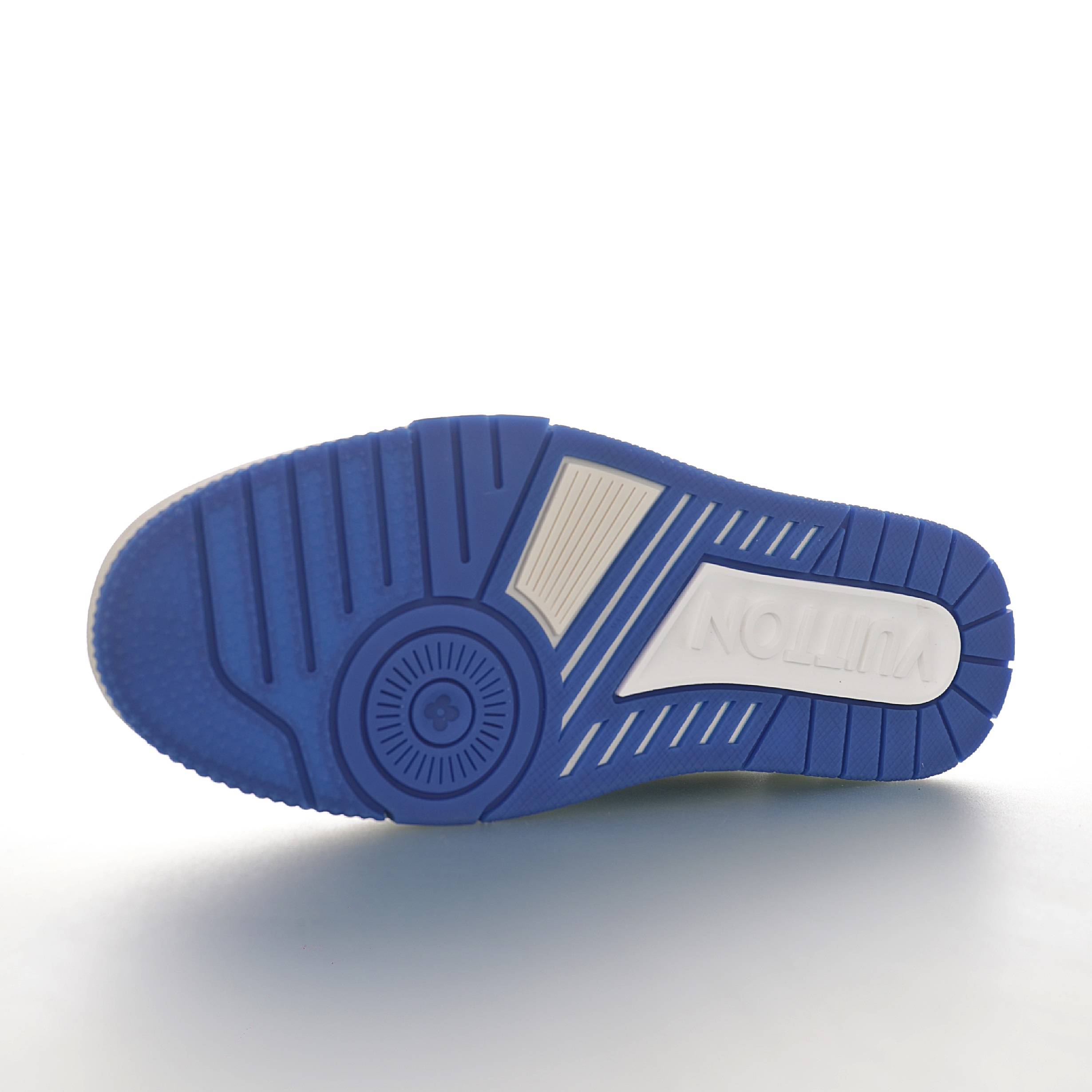 Louis Vuitton Trainer Sneaker Low