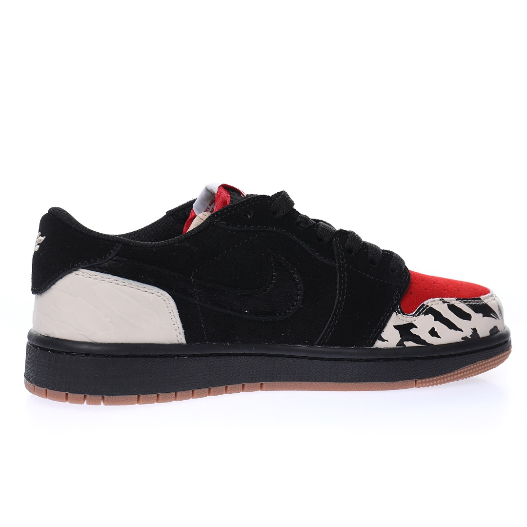 SoleFly x Nike Air Jordan 1 Low OG"Carnivore"