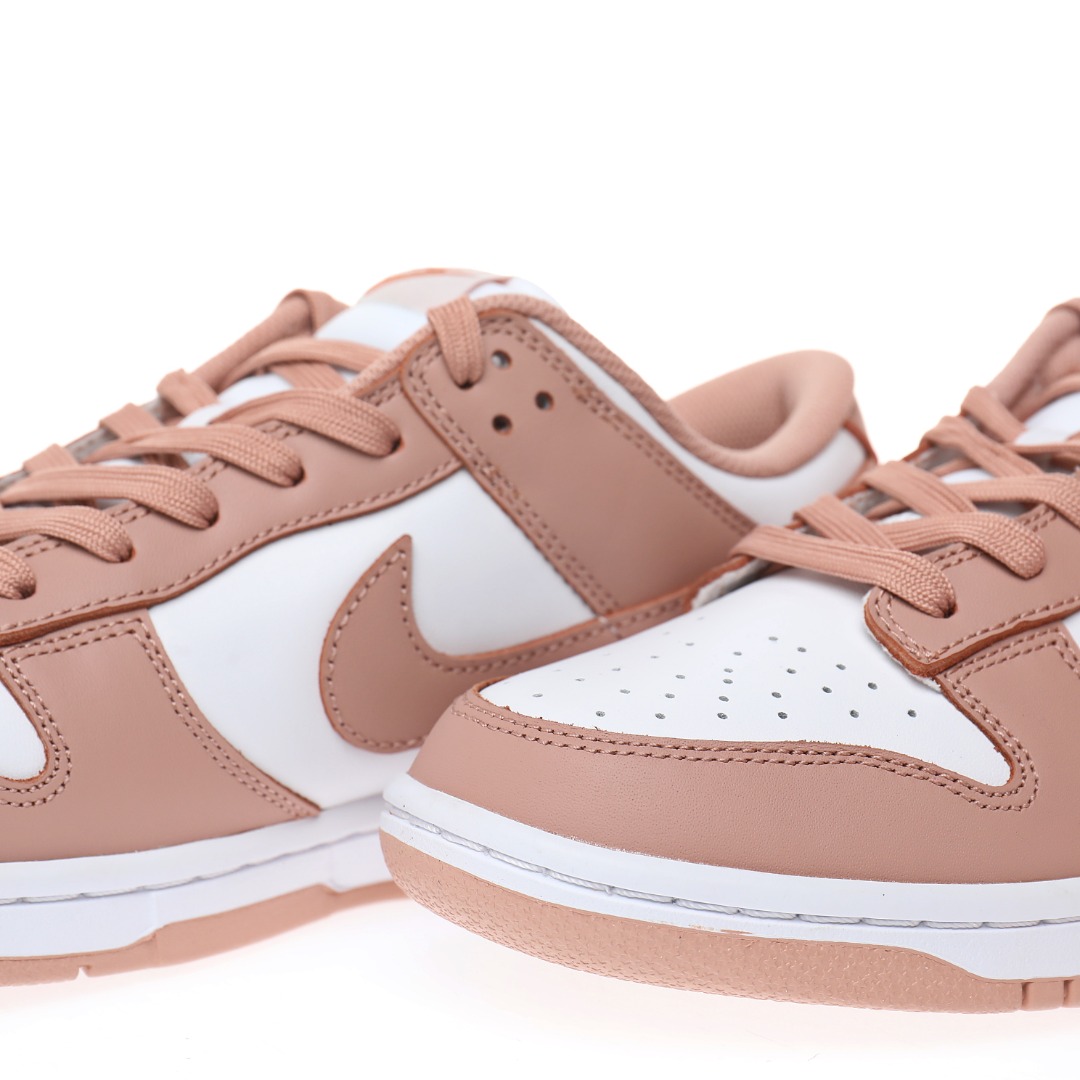 Nike SB Dunk Low"Rose Whisper "