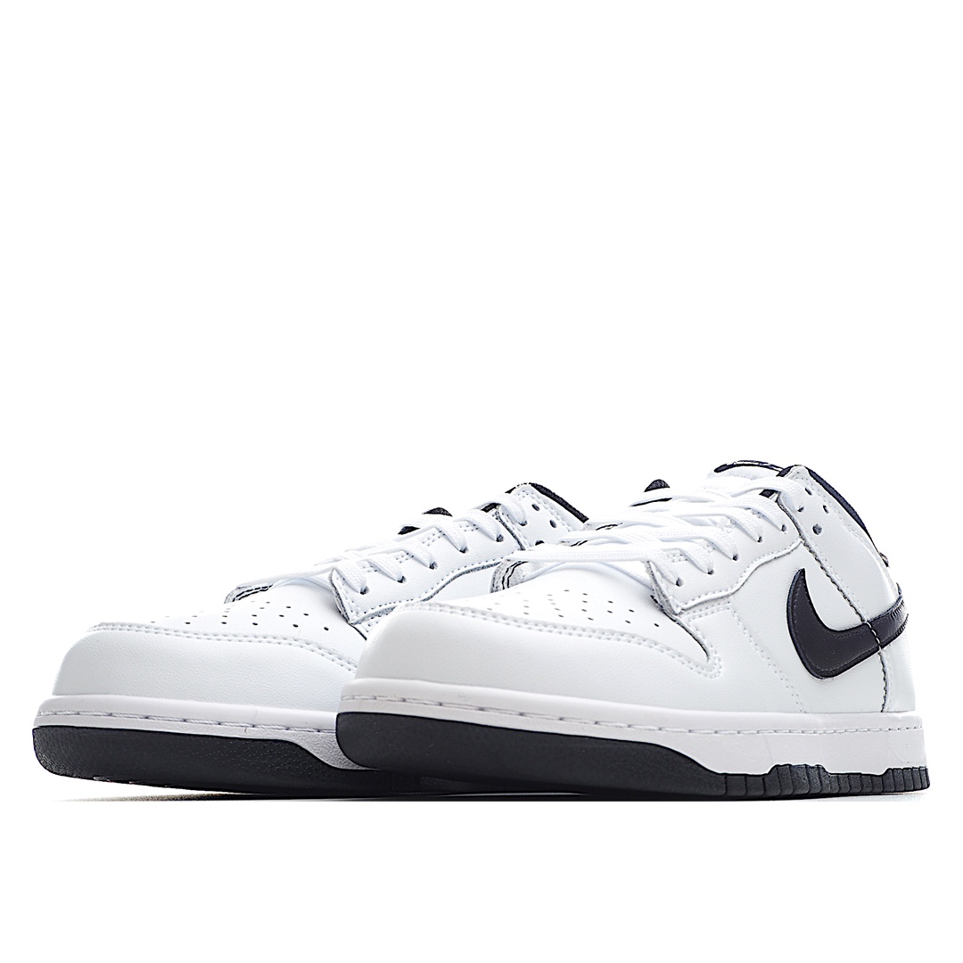 NK Dunk SB Low Black & White