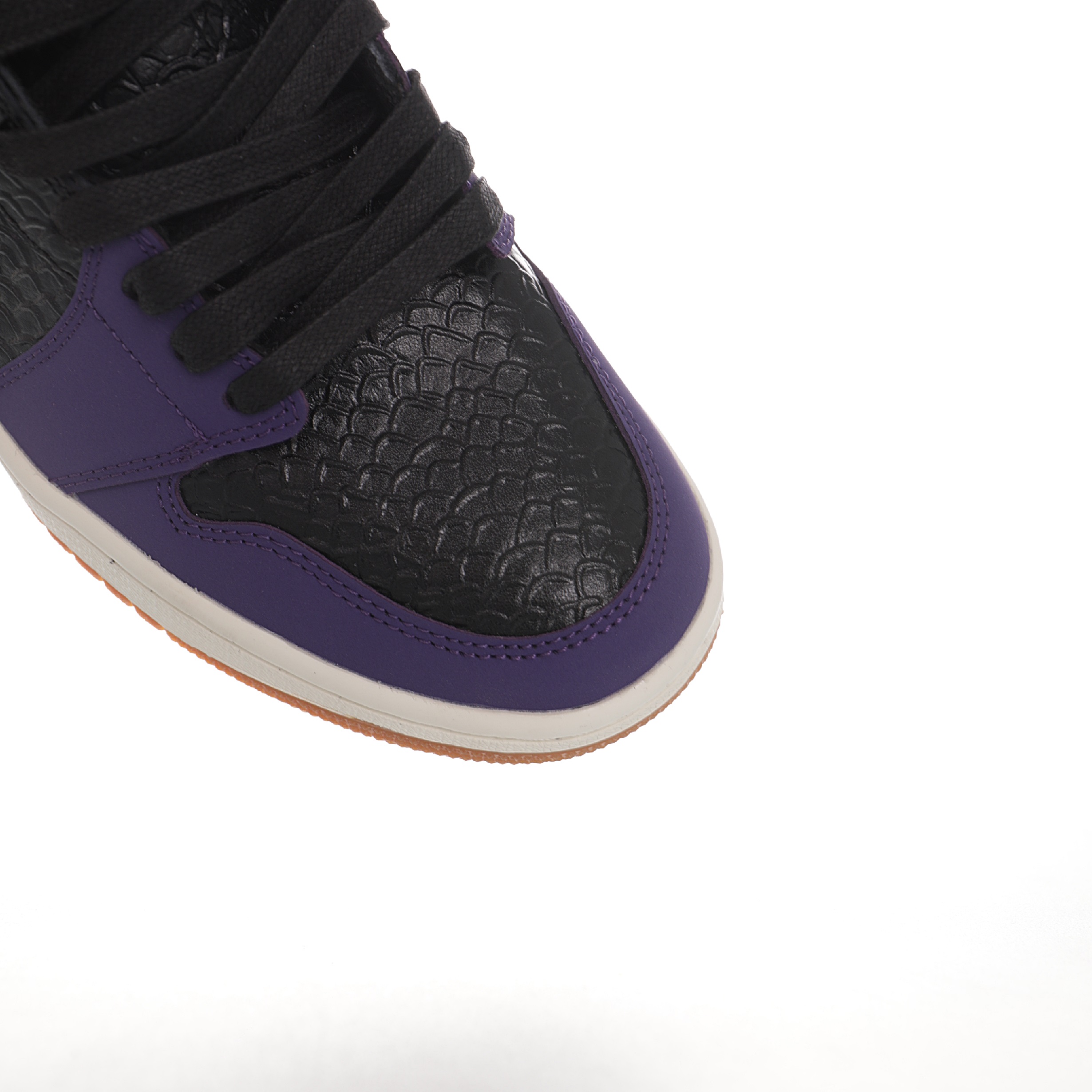 Air Jordan Brand 1 High OG "TSSLA"