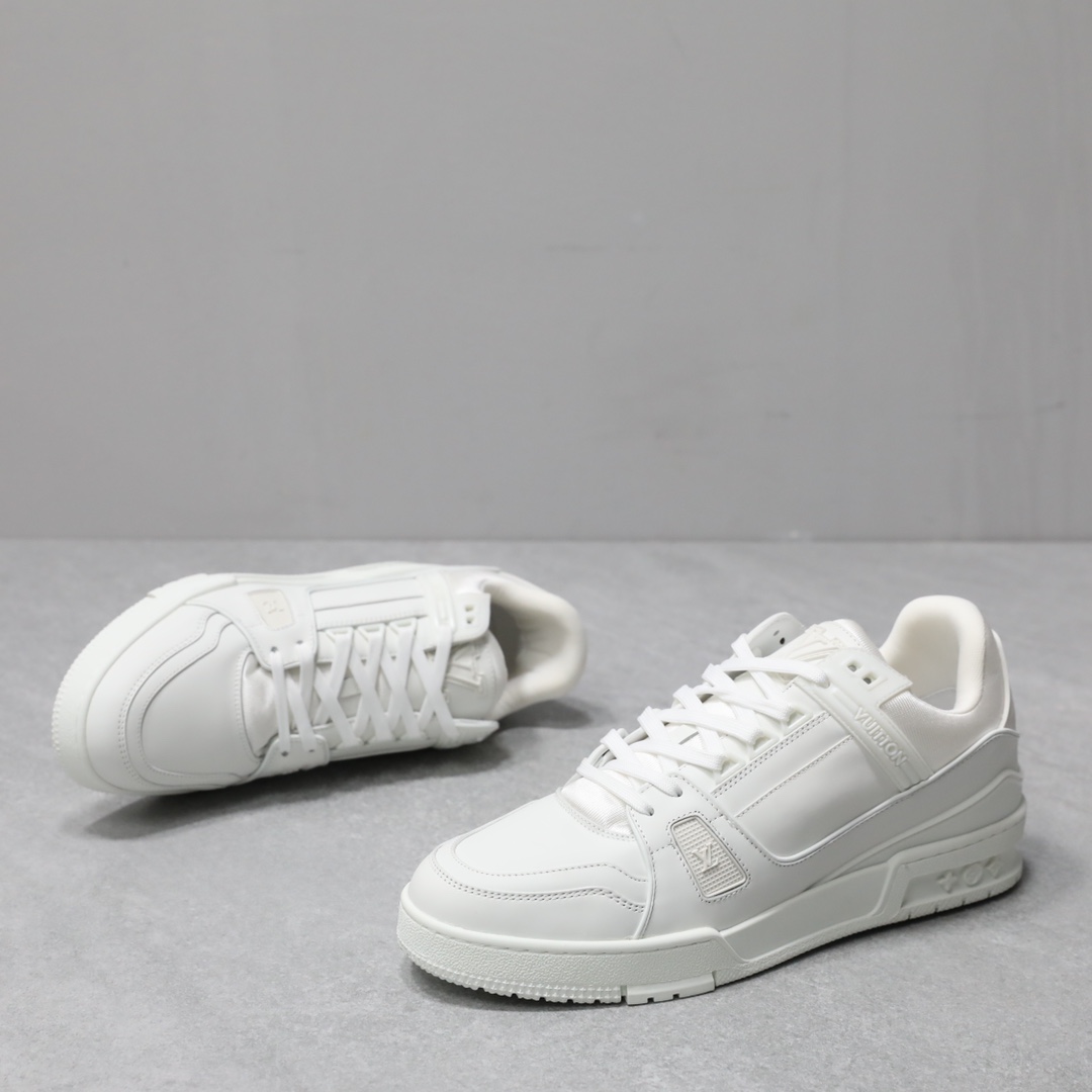 LOUIS VUITTON TRAINERS