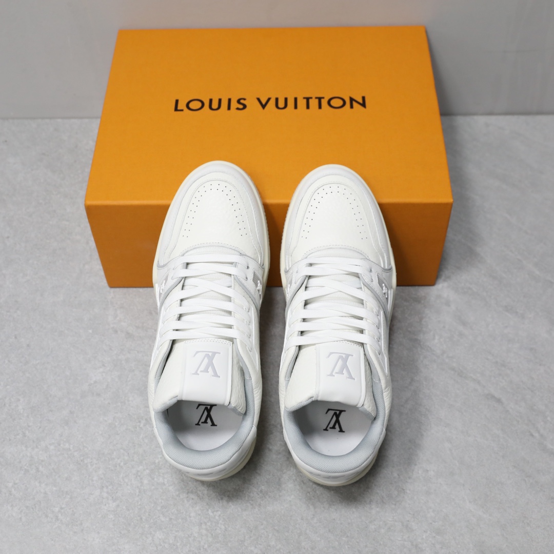 LOUIS VUITTON TRAINERS