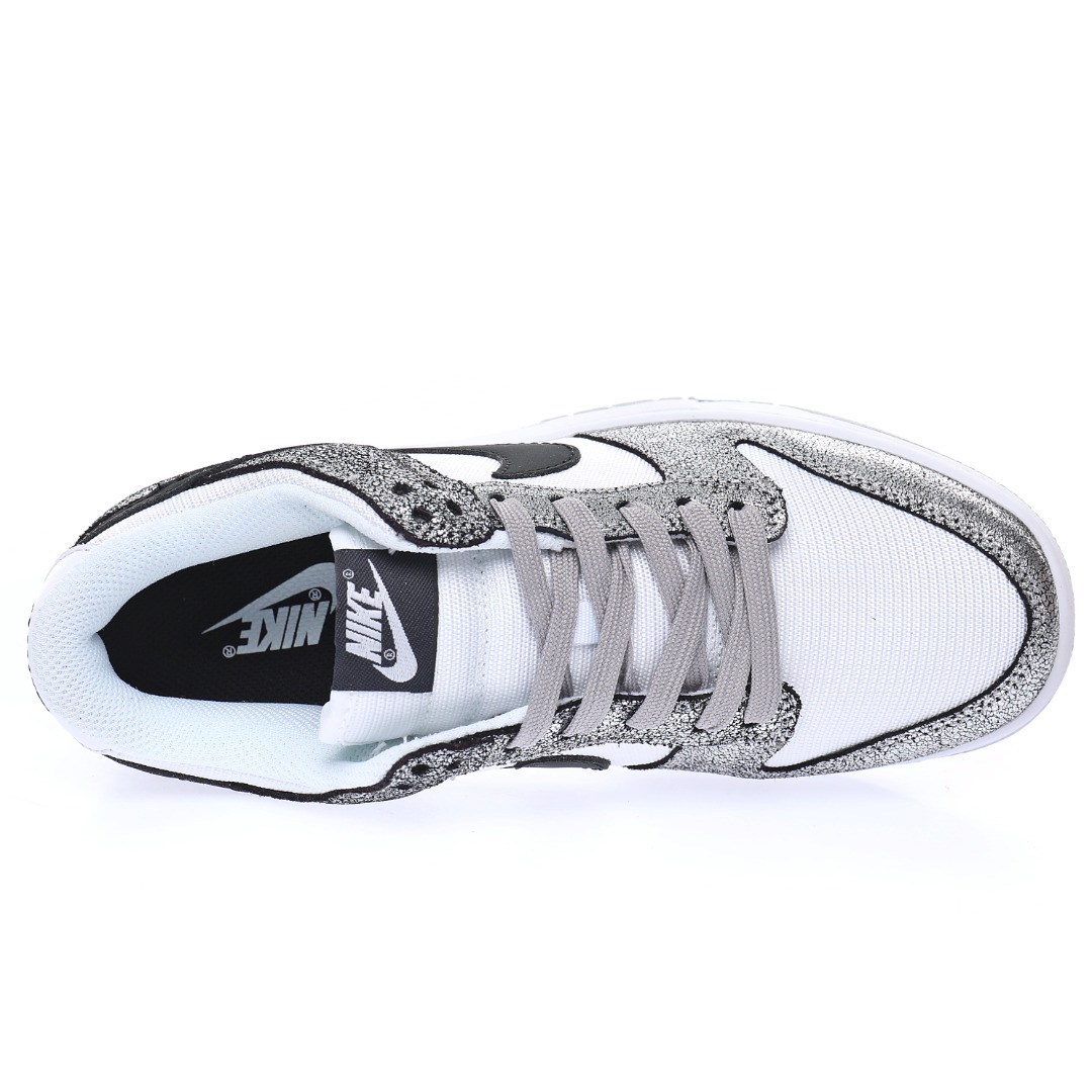 Nike WMNS SB Dunk Low"White Metallic Silver"