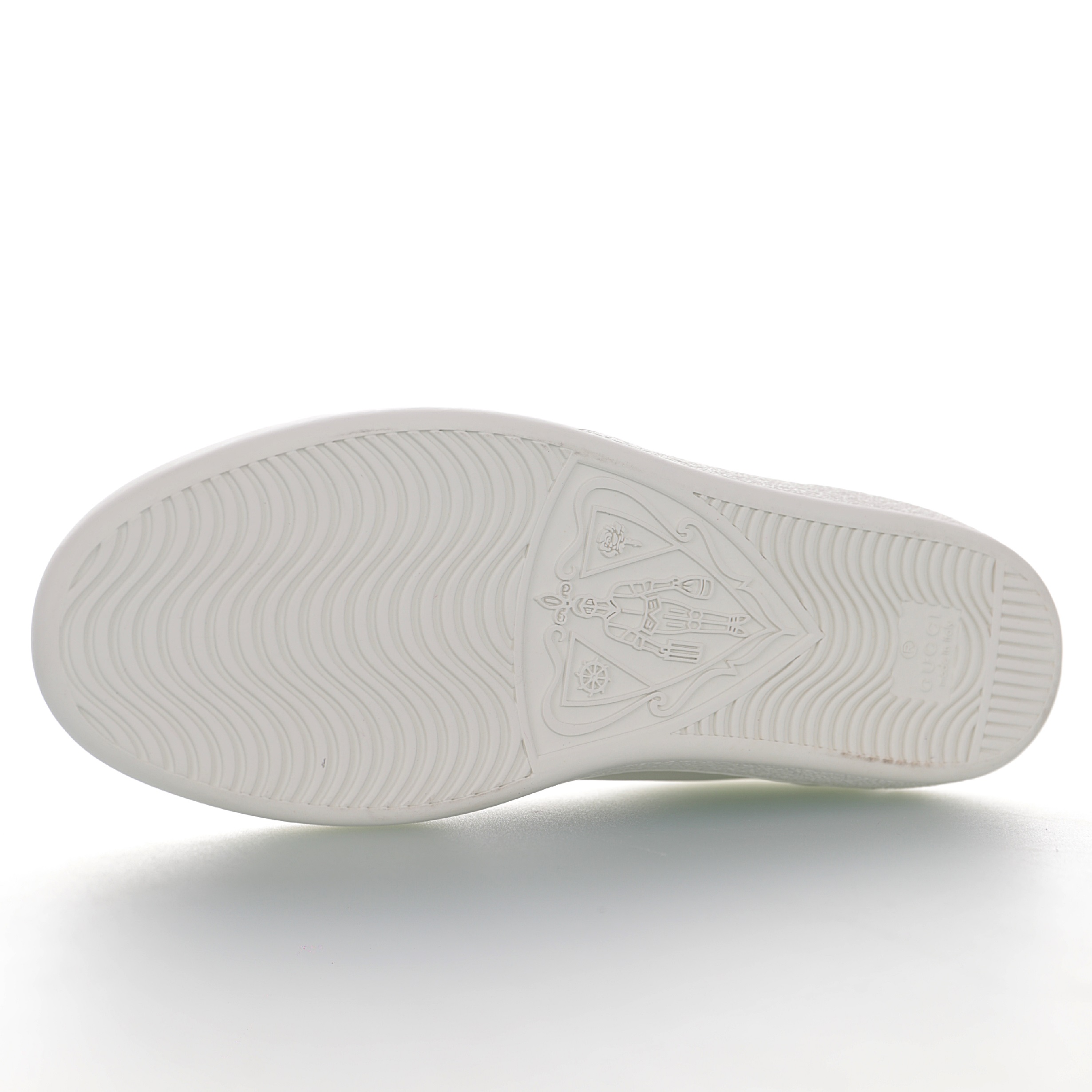 GUCCI Ace Embroidered Low-Top