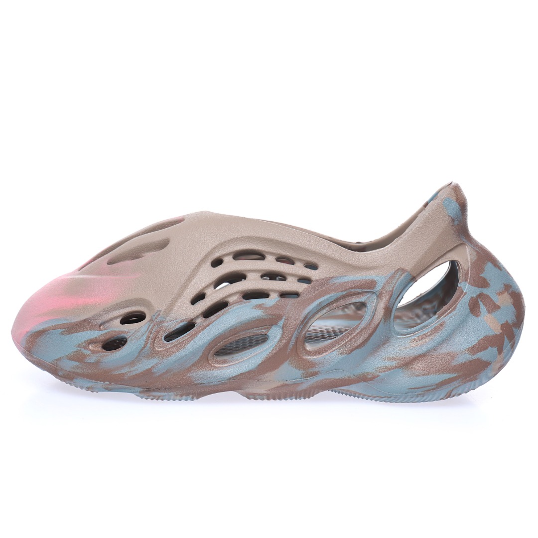 Kanye West x Adidas Yeezy Foam Runner Slide"MX Sand Grey"