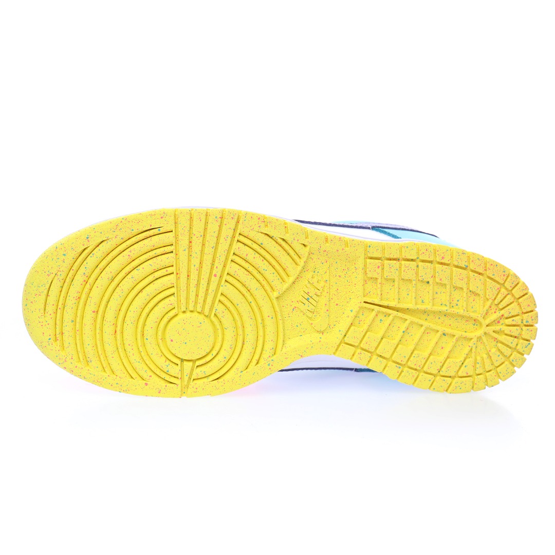 Nike SB Dunk Low GS"Easter"