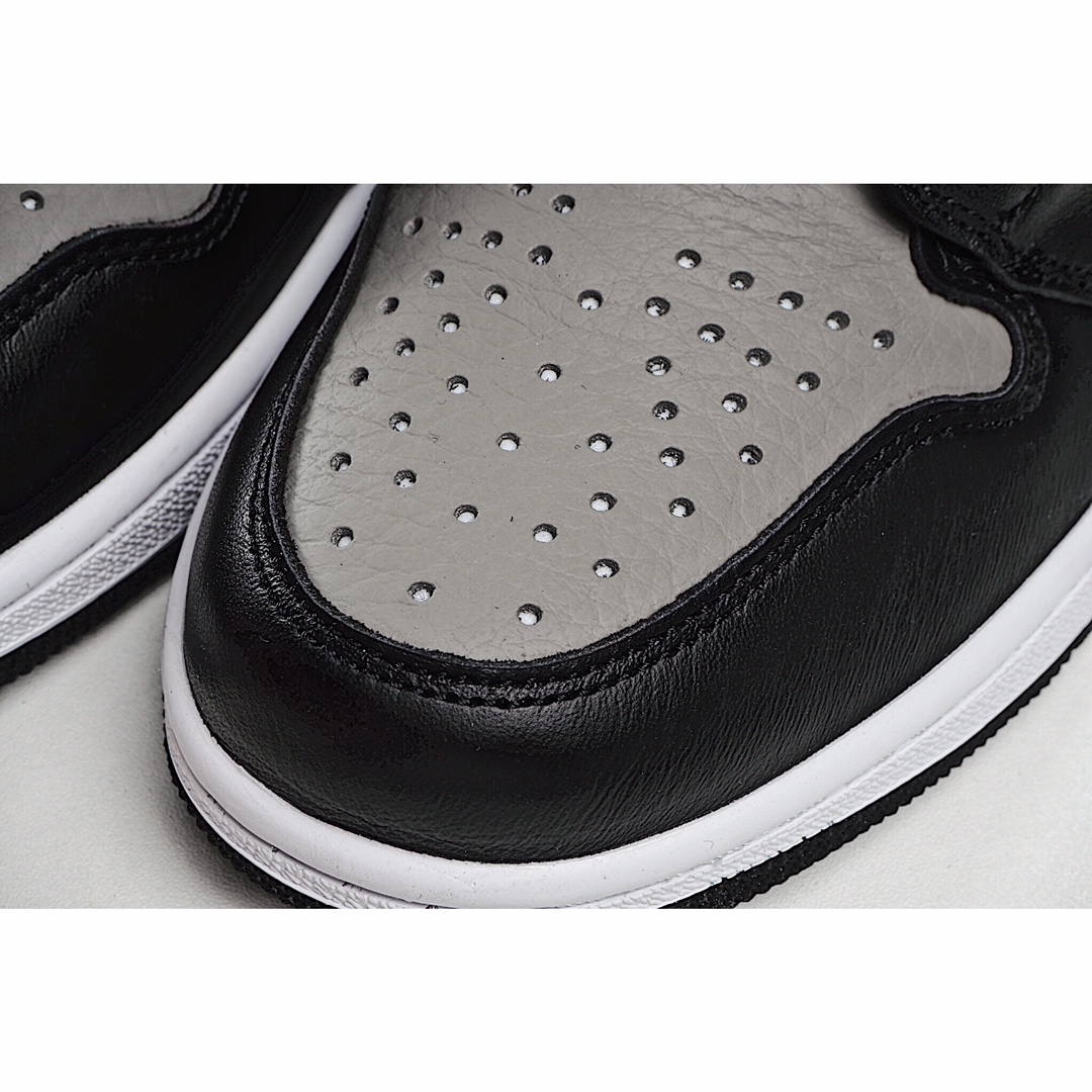 Air Jordan 1 Retro High OG"Satin Snake"