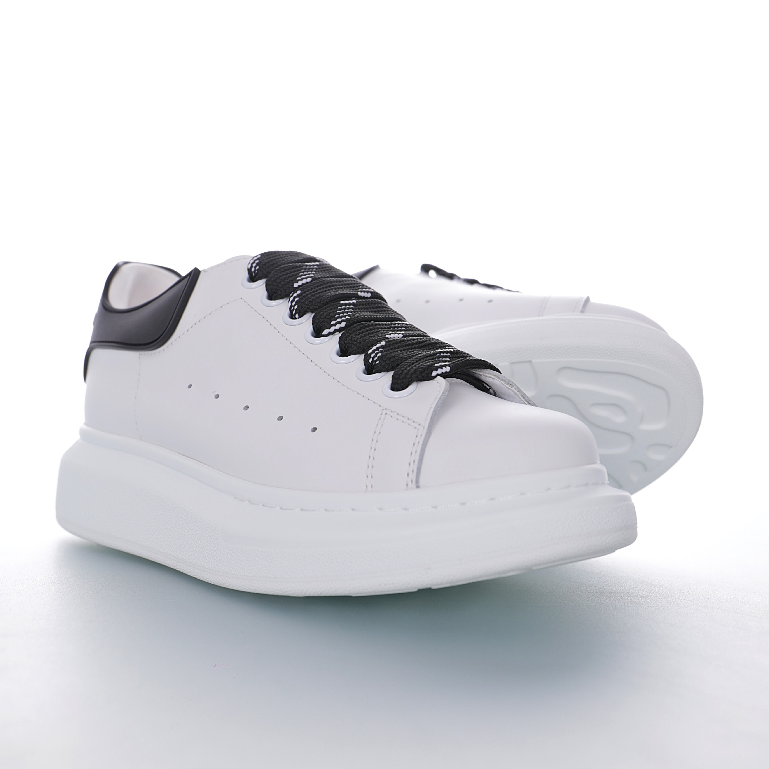 ALEXANDER MCQUEEN SOLE LEATHER SNEAKERS