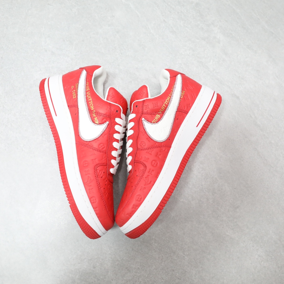 LOUIS VUITTON TRAINERS