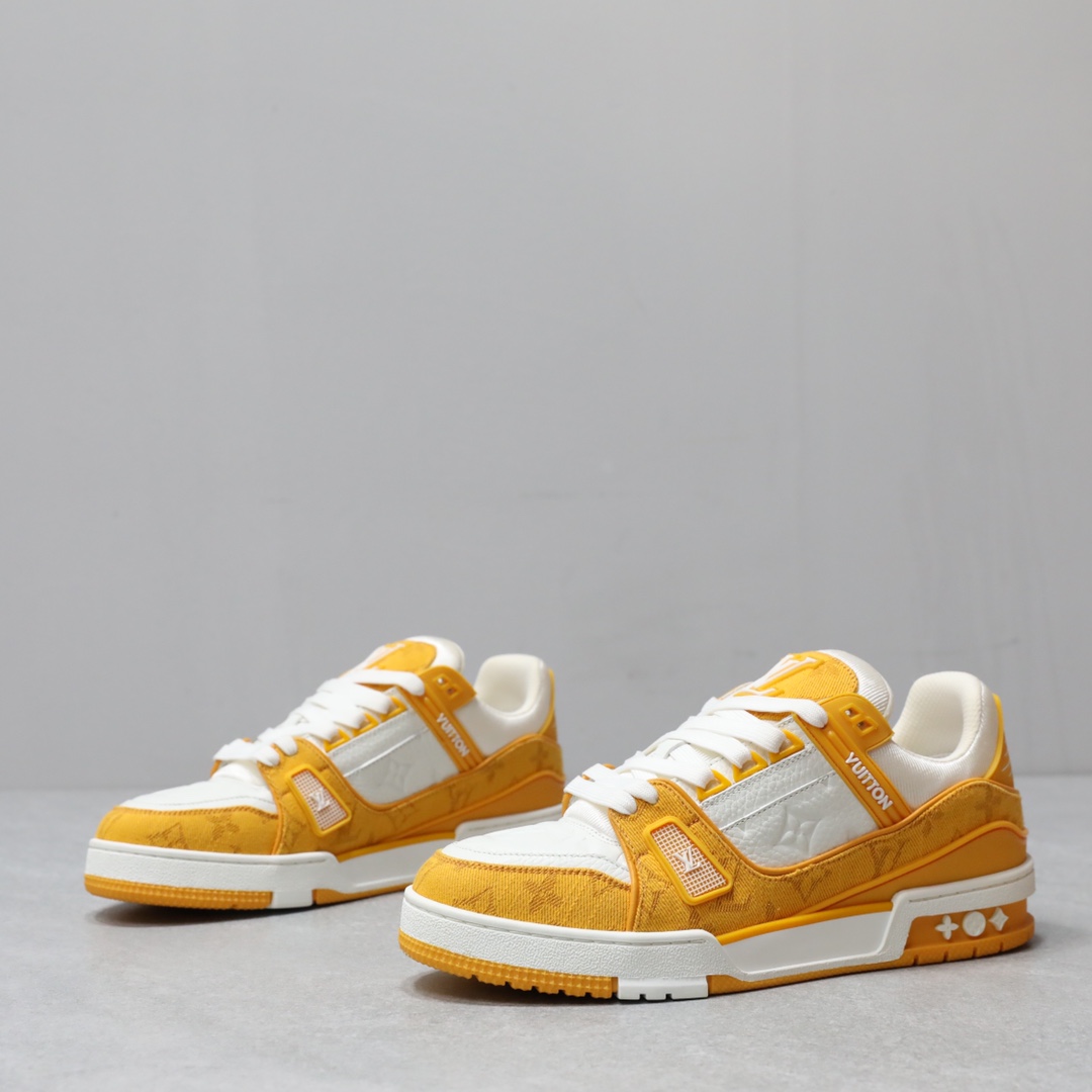 LOUIS VUITTON TRAINERS