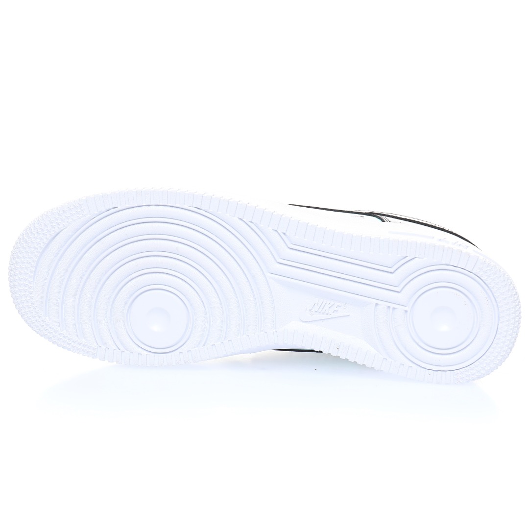 Nike Air Force 1 07 LV8"GAME OVER/ON PLAY"