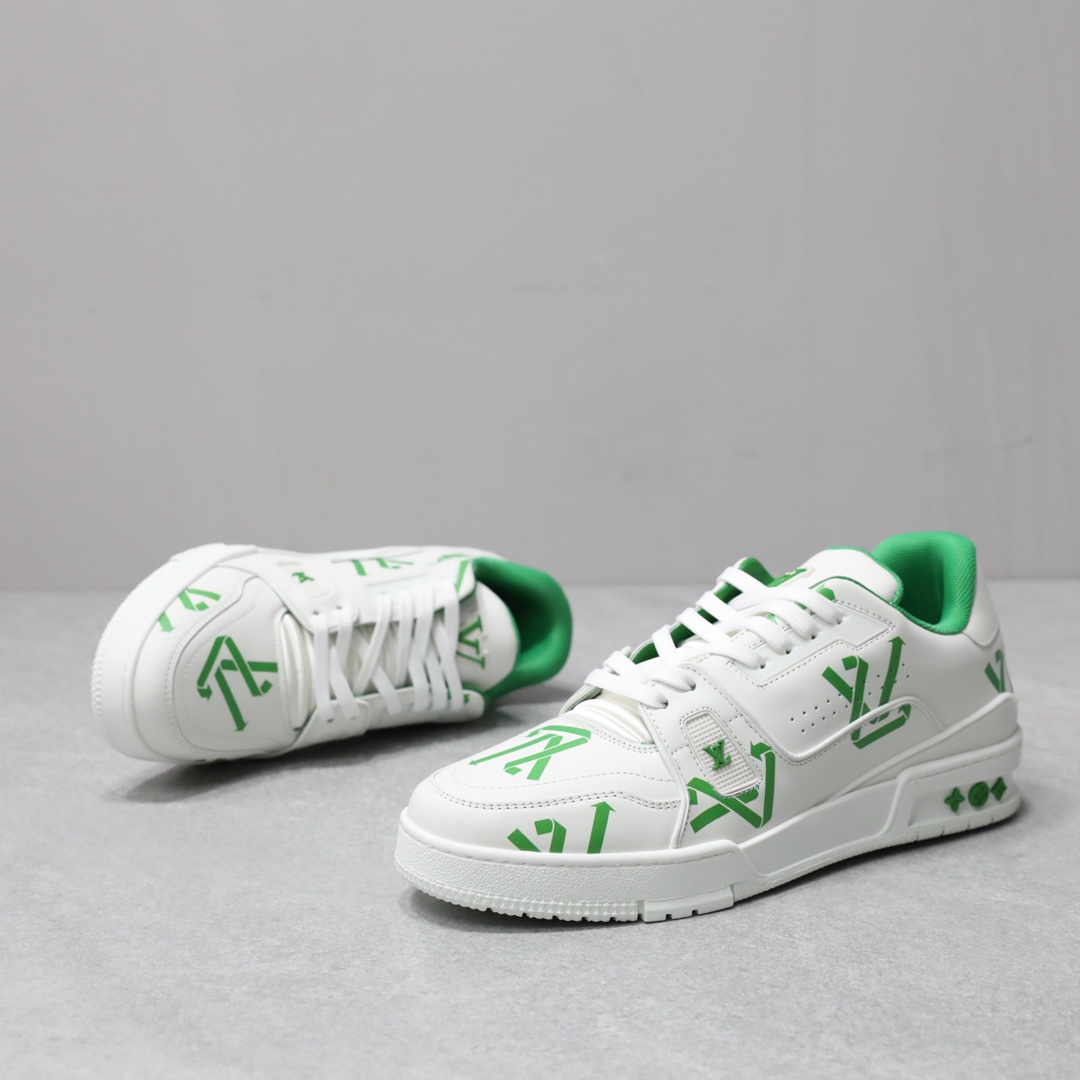 LOUIS VUITTON TRAINERS