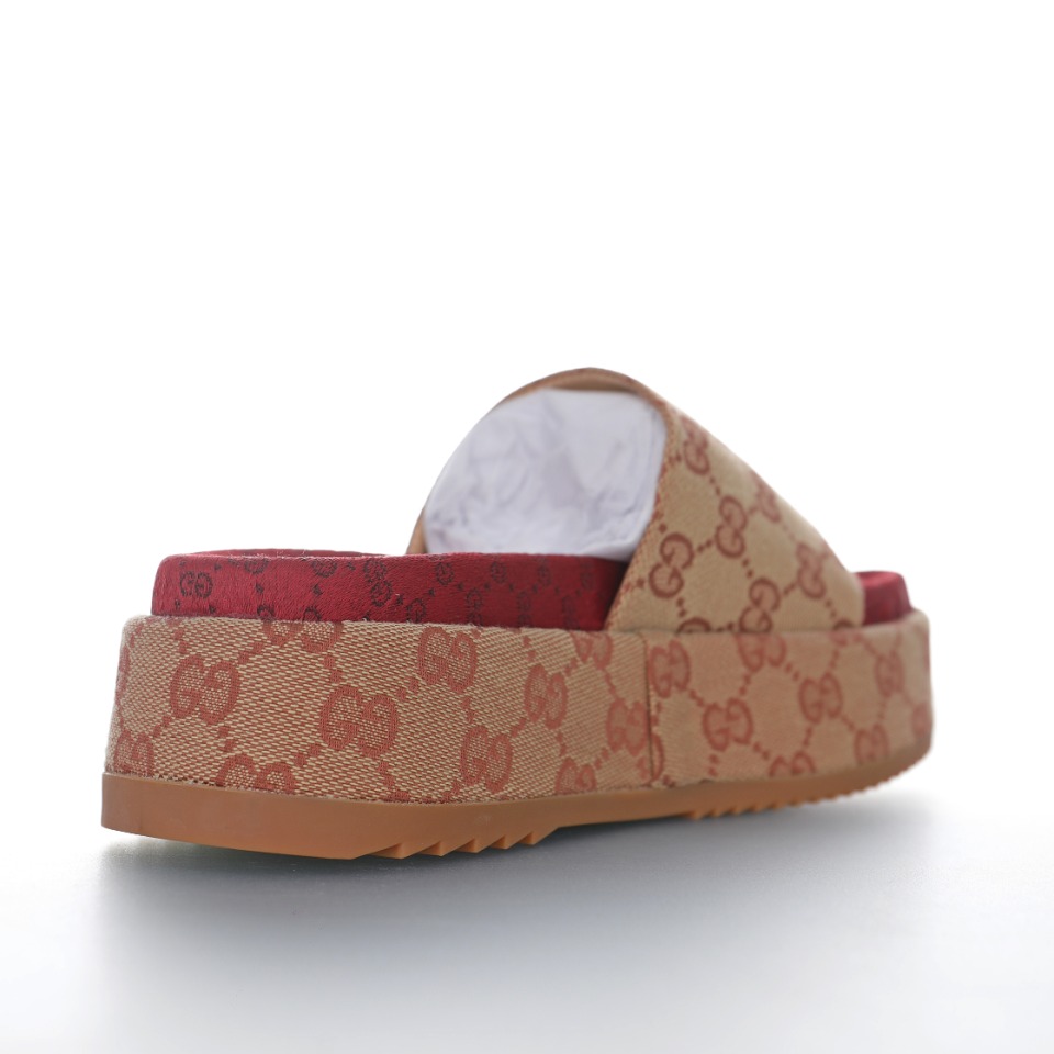 GUCCI Wmns Rubber GG Slide