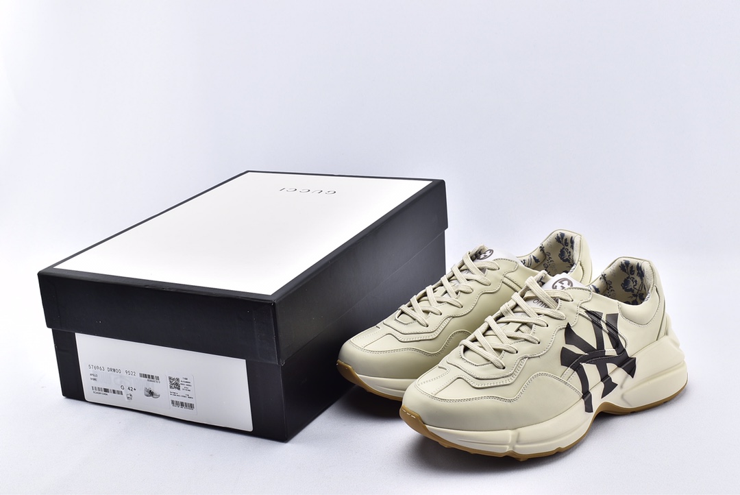 Gucci Rhyton Vintage Trainer Sneaker 