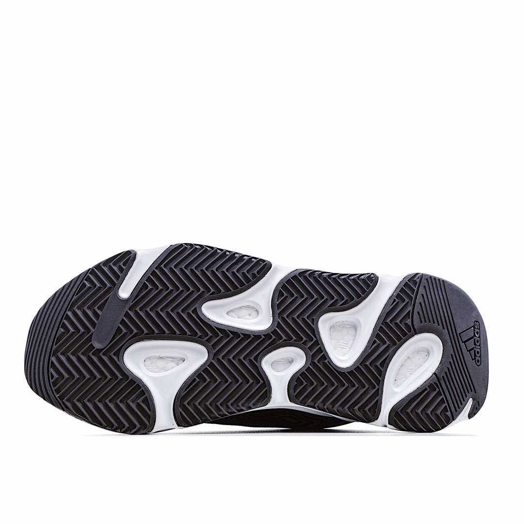 Adidas Yeezy 700 MNVN