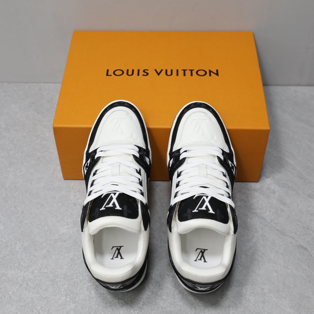 LOUIS VUITTON TRAINERS