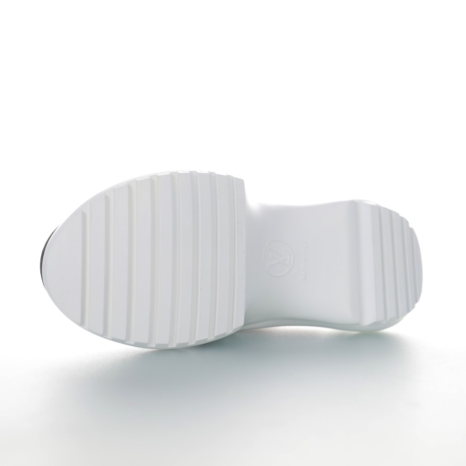 Louis Vuitton Archlight Sneakers 