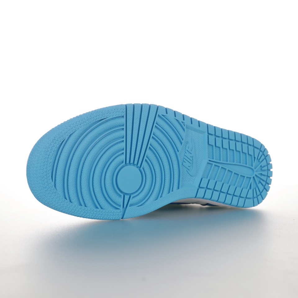 Nike Air Jordan 1 Retro High OG"UNC/Powder Blue"