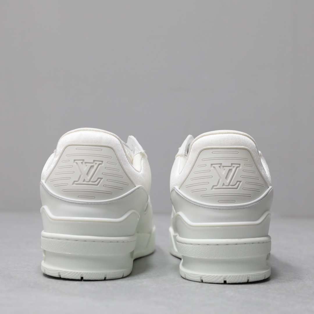 LOUIS VUITTON TRAINERS