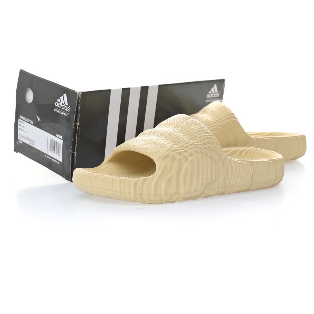 Adidas New Colleettion Slide"Desert Sand"