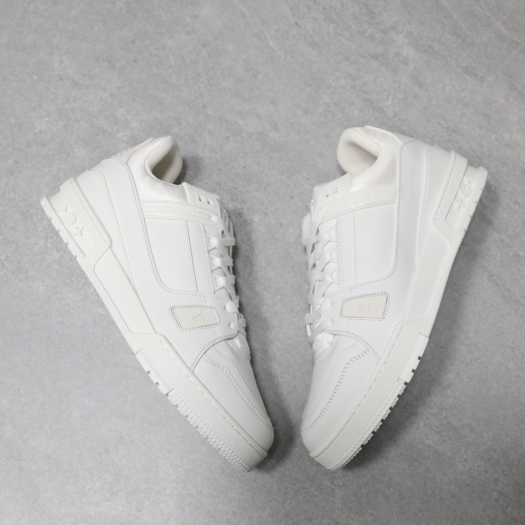 LOUIS VUITTON TRAINERS