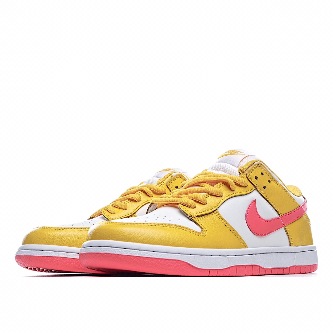 Nike Dunk Low “SAMBA” 
