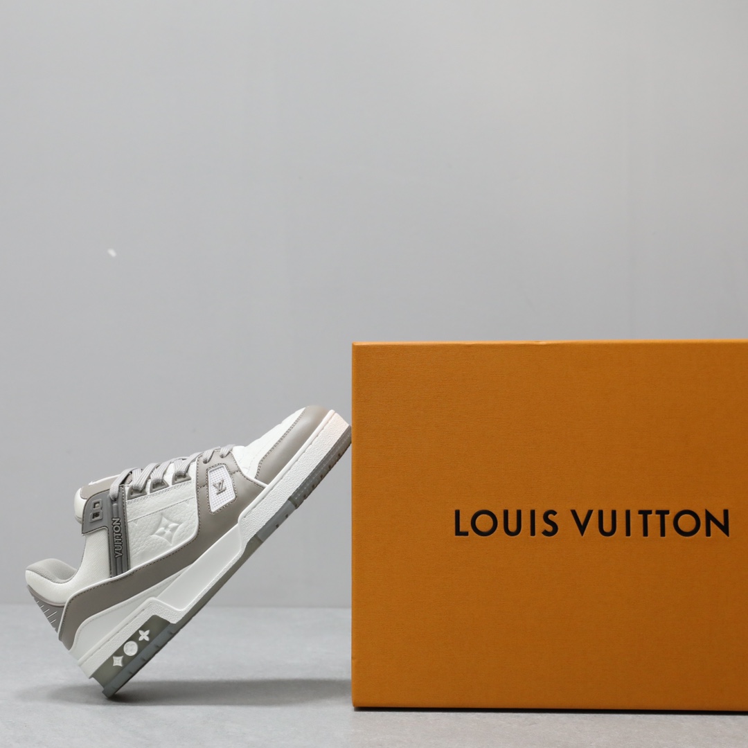 LOUIS VUITTON TRAINERS