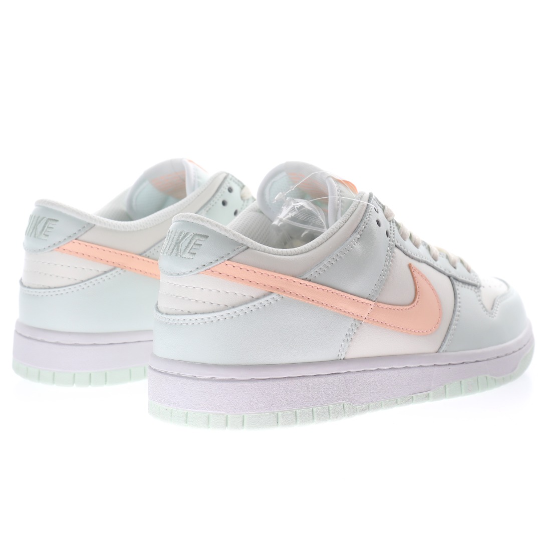 Nike WMNS SB Dunk Low"Barely Green"