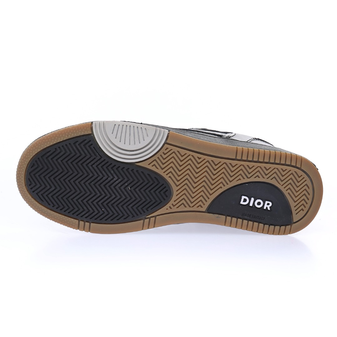 DIOR Oblique Galaxy Low Top Sneakers B27