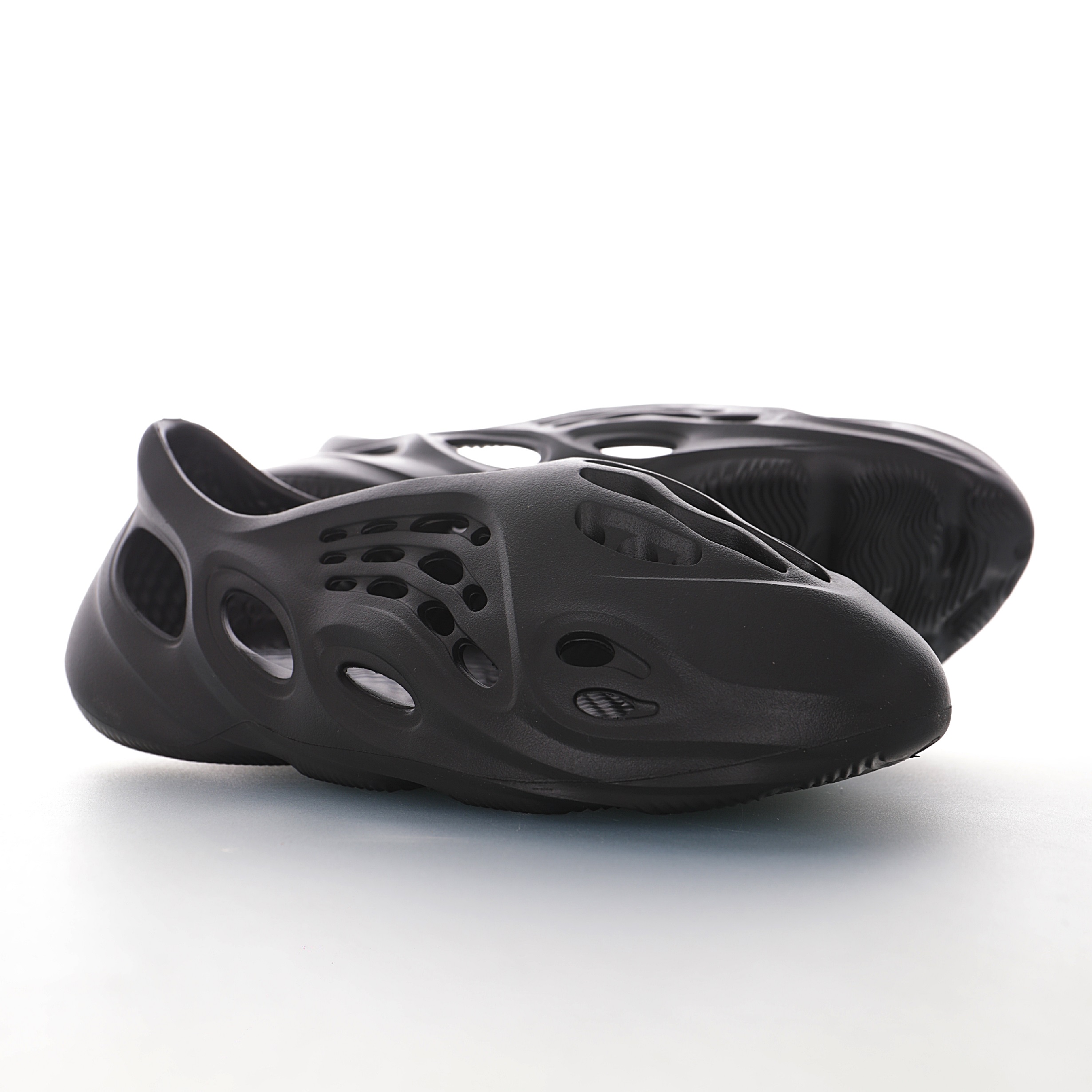 Kanye West x adidas Yeezy Foam Runner Slide"Ararat"