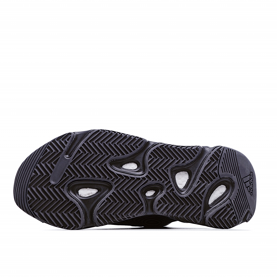 Adidas Yeezy 700 MNVN