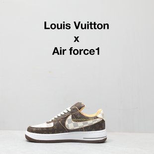 LOUIS VUITTON TRAINERS
