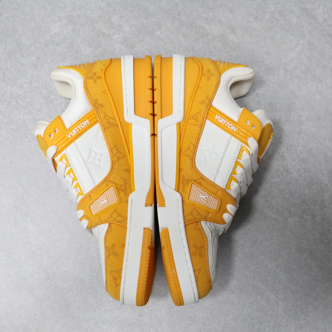 LOUIS VUITTON TRAINERS