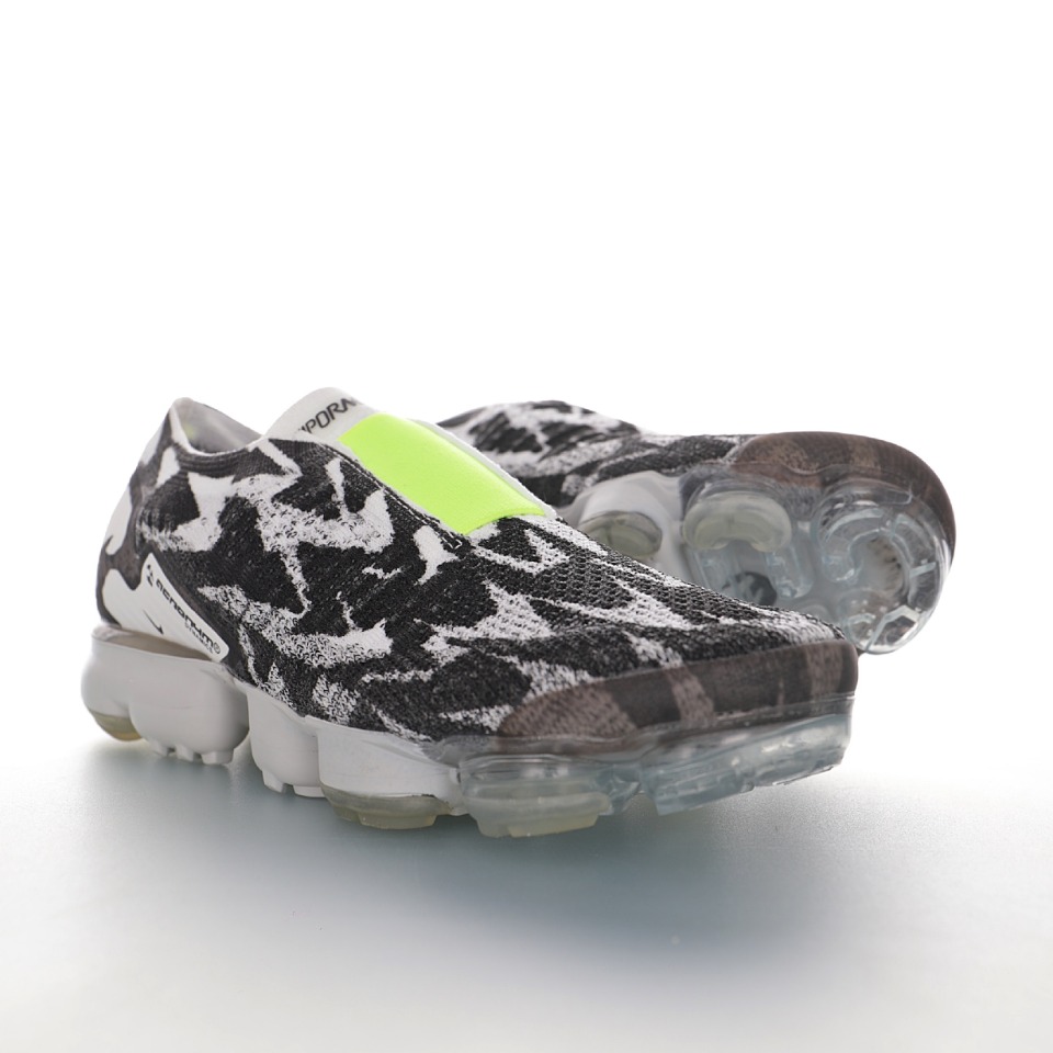 ACRONYM x Nike Air VaporMax Moc 2"Light Bone/Volt-Light Bone "