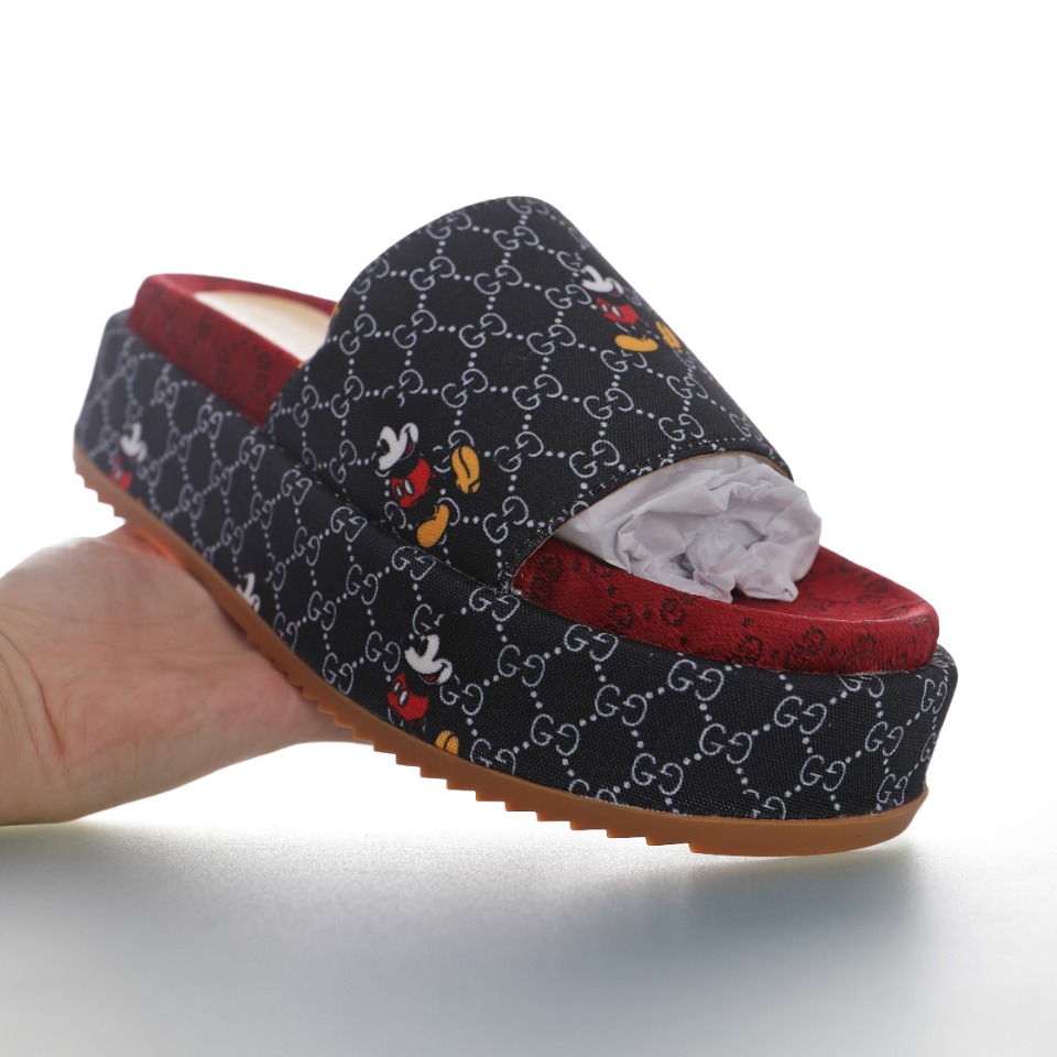 Disney x GUCCI古驰 Wmns Rubber GG Slide
