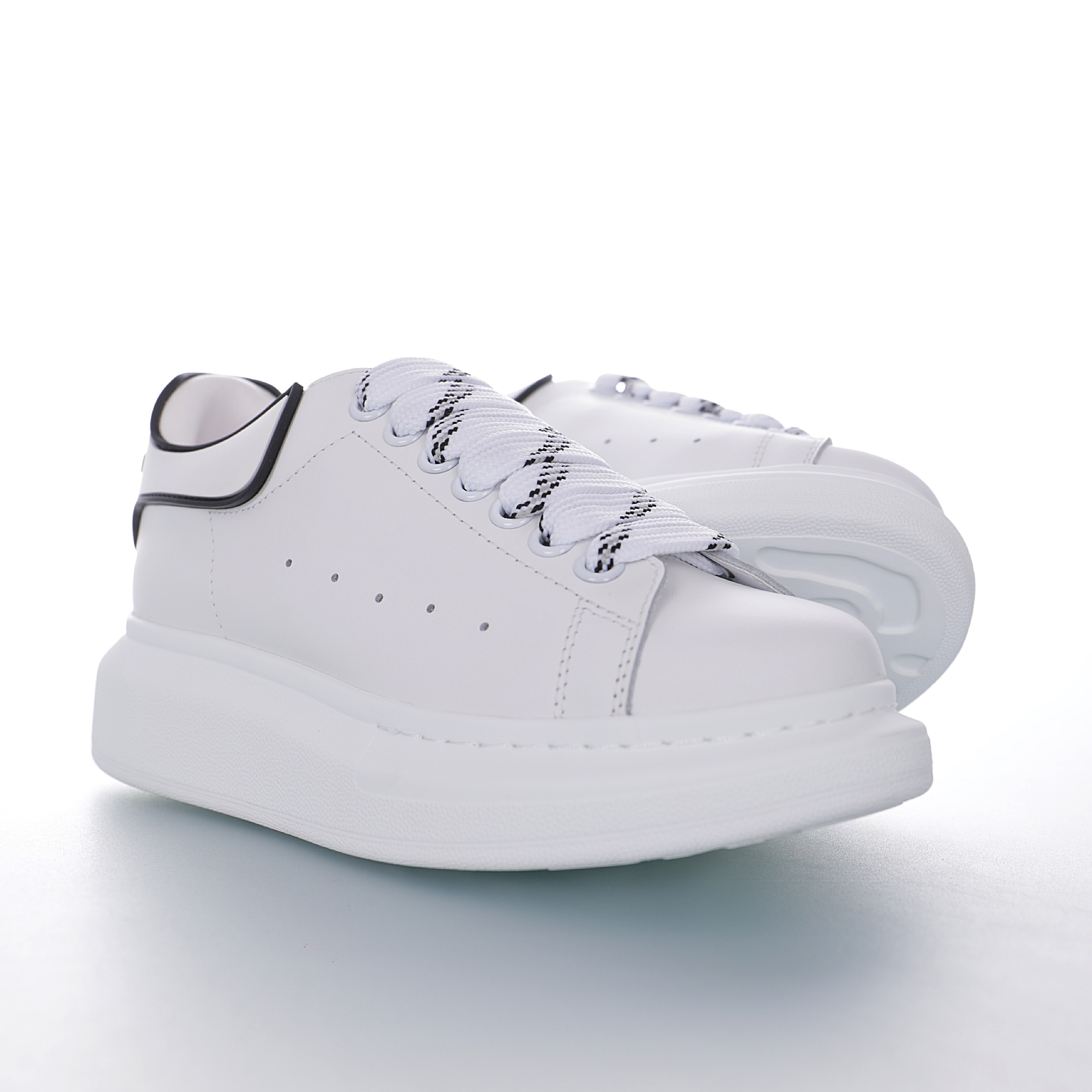 ALEXANDER MCQUEEN SOLE LEATHER SNEAKERS