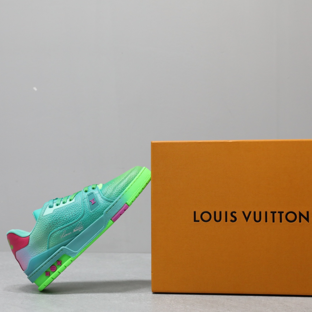 LOUIS VUITTON TRAINERS