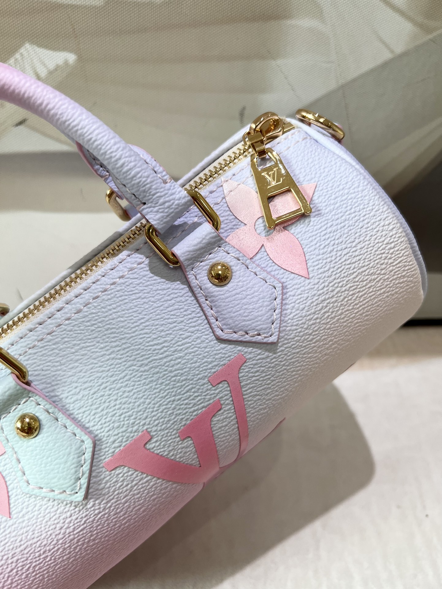 LOUIS VUITTON Papillon BB