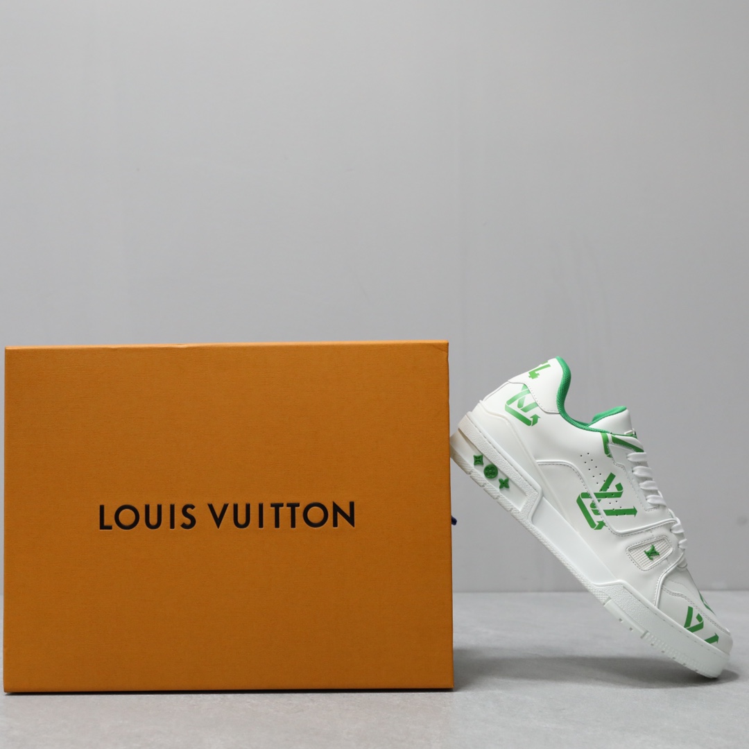 LOUIS VUITTON TRAINERS