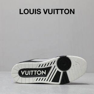LOUIS VUITTON TRAINERS