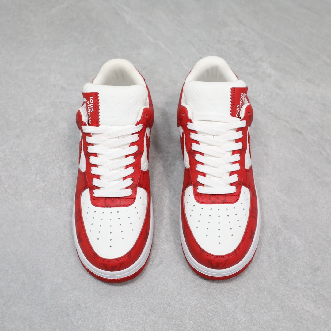 LOUIS VUITTON TRAINERS