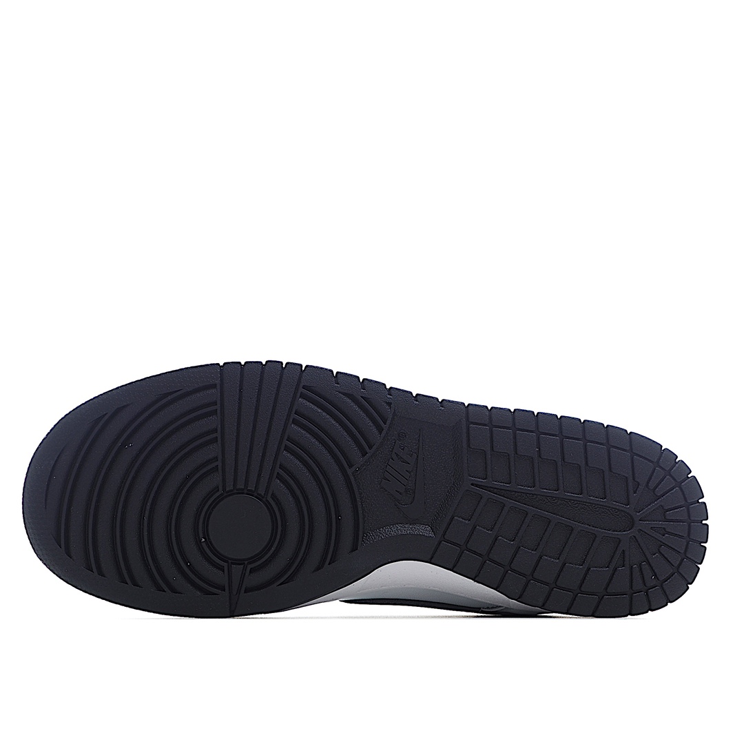 NK Dunk SB Low Black & White
